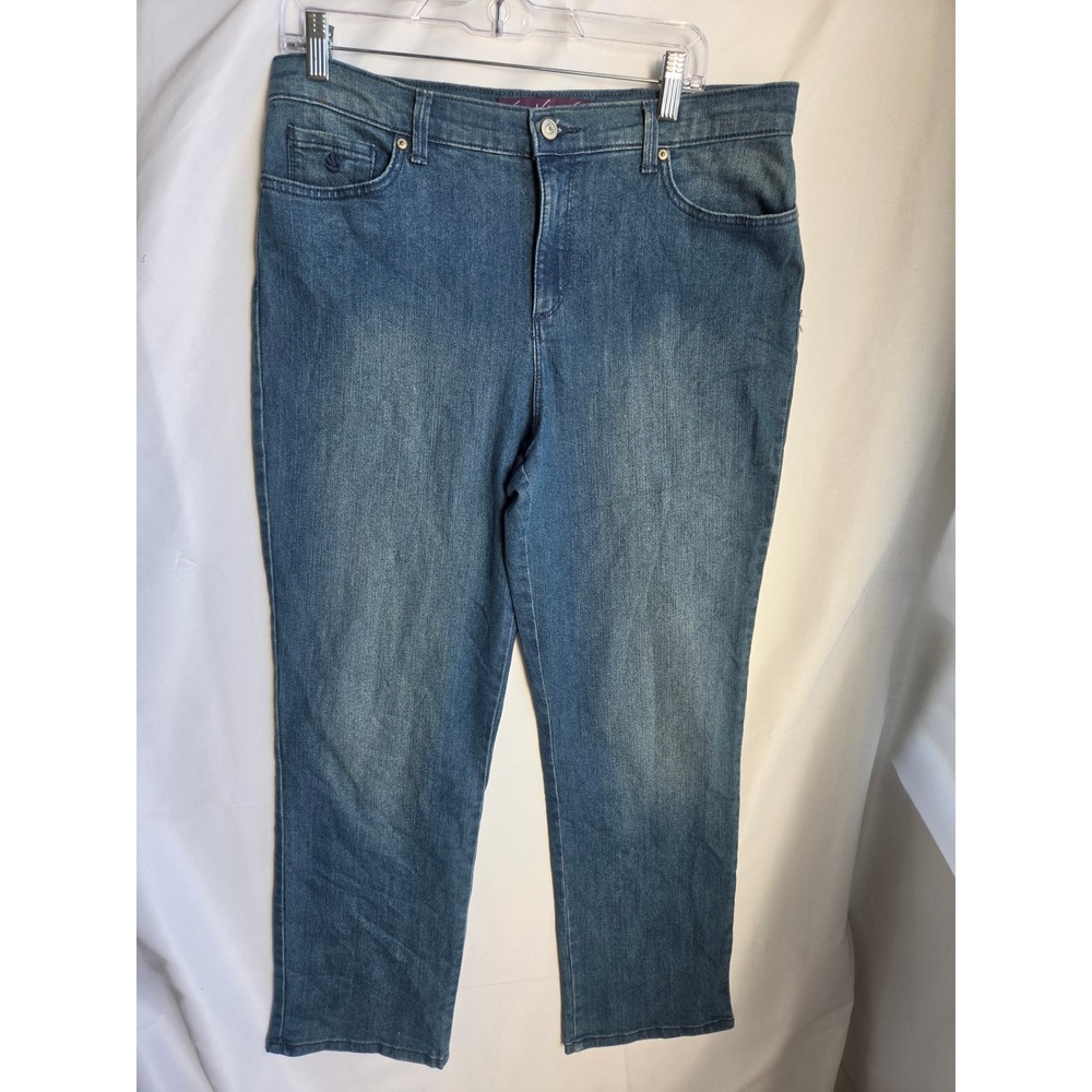 Gloria Vanderbilt Amanda Jeans Womens  Blue Medium Wash Classic High Straight